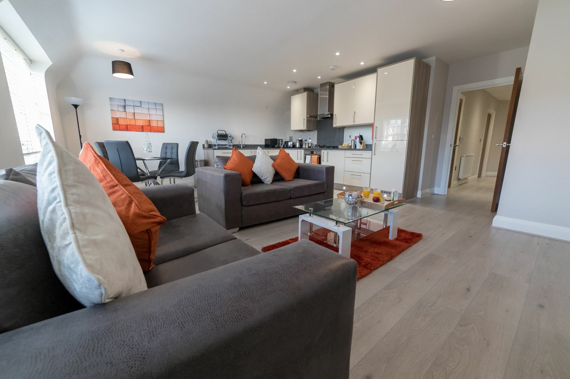 Helios Court Penthouse Serviced Apartment By Ferndale Мейденгед Екстер'єр фото